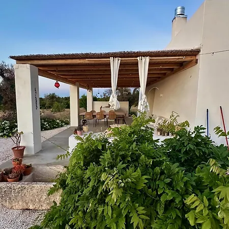 Villa Casa Solatia With Pool In Ostuni